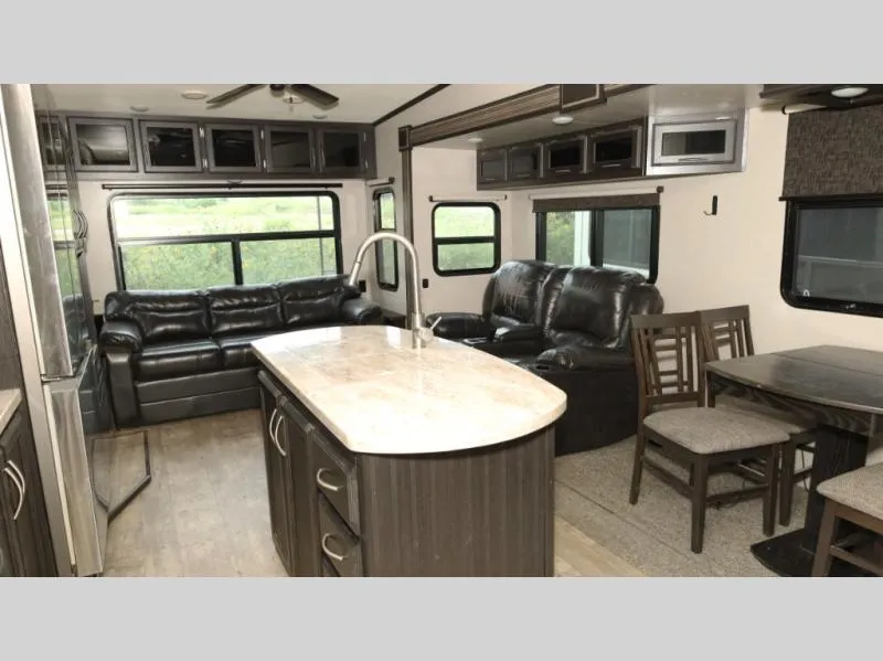 2019 KZ Durango 2500 318RLT - Photo 3