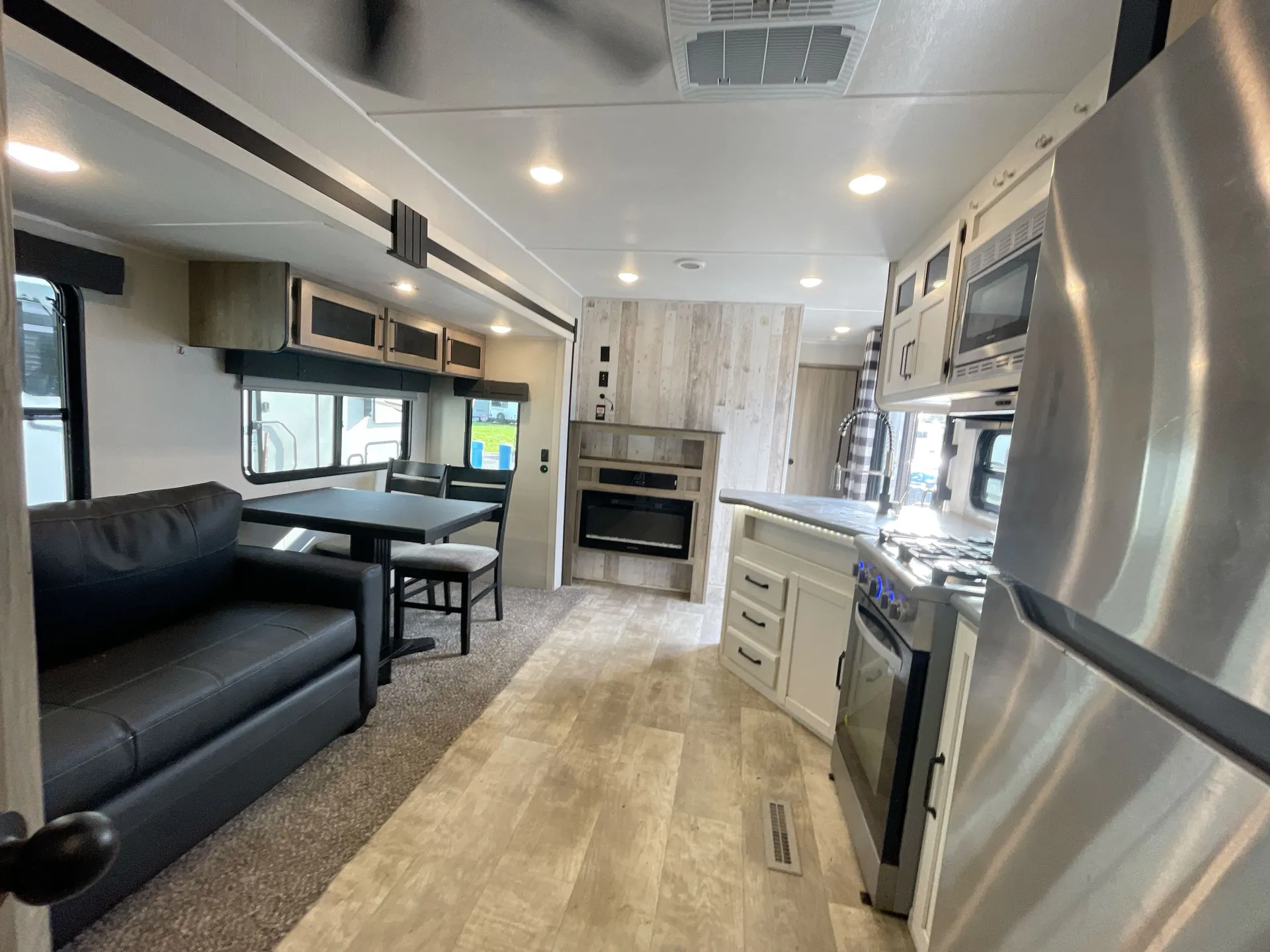 2023 Forest River Puma Vista 39DBT — living area main