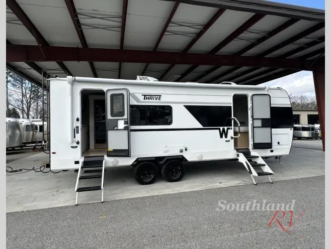 2026 Winnebago Thrive 24RKS - Photo 3