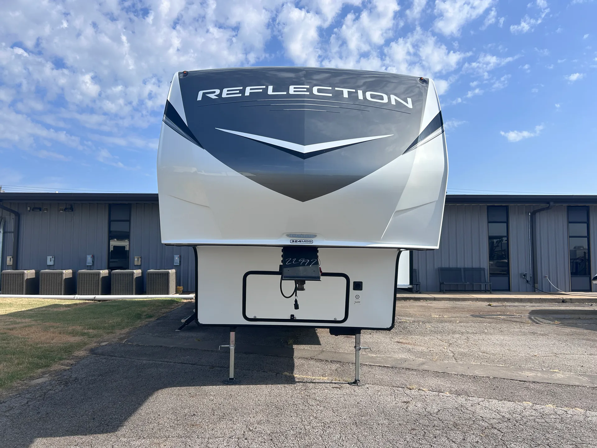 2023 Grand Design Reflection 324MBS - Photo 4
