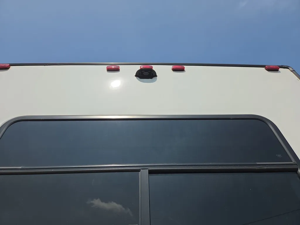 2022 Forest River Wildcat 369MBL, Photos photo 10
