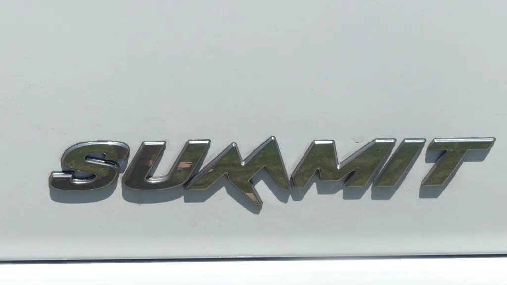 2025 Chinook RV Summit SS, Photos photo 37