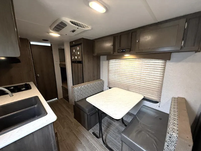 2019 Coachmen Clipper 21BH - Photo 4