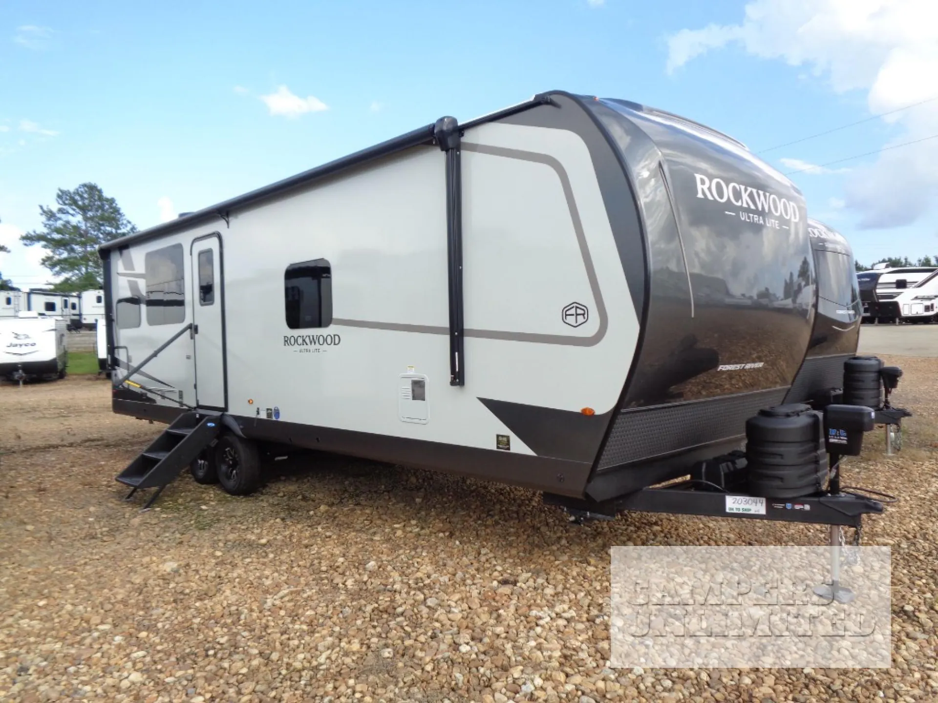 2027 Forest River Rockwood Ultra Lite 2711RK
