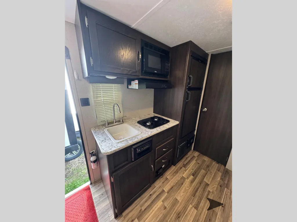 2019 Keystone Springdale 1790FQ, Photos photo 8
