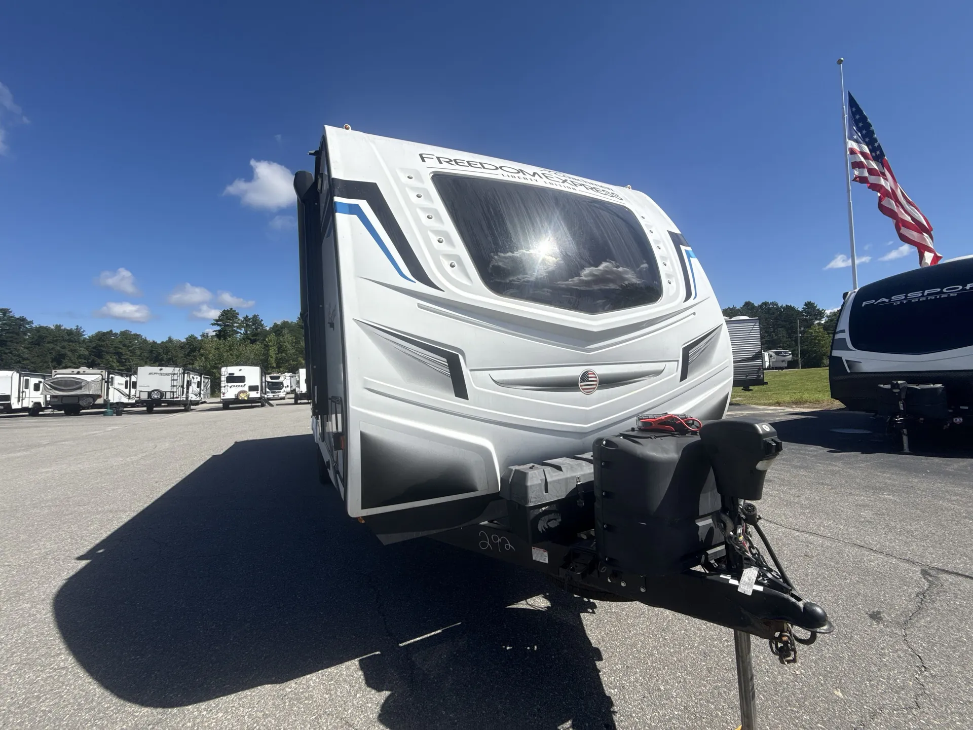 2022 Coachmen Freedom Express Liberty Edition 292BHDSLE - Photo 2