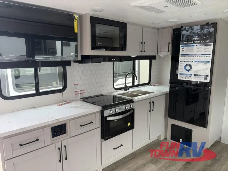 2026 Jayco Jay Feather 29QBH - Photo 4