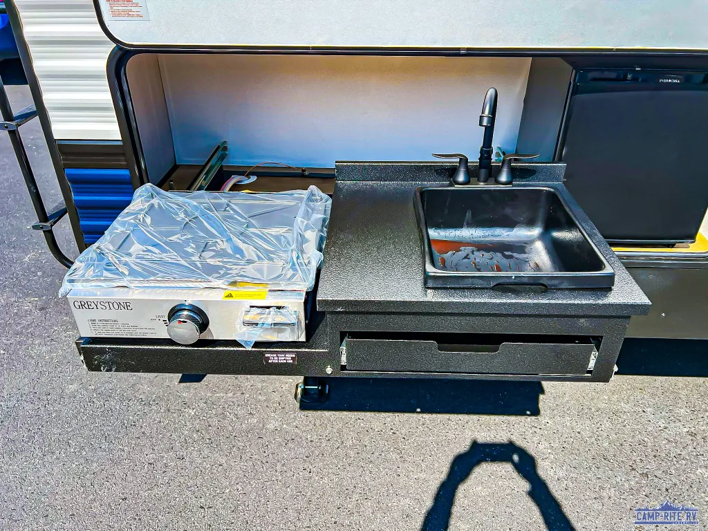 2027 Forest River Puma 32BHFS — Photo 7