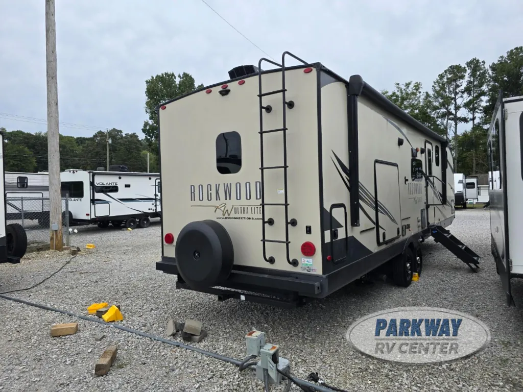 2023 Forest River Rockwood Ultra Lite 2912BS, Photos photo 3