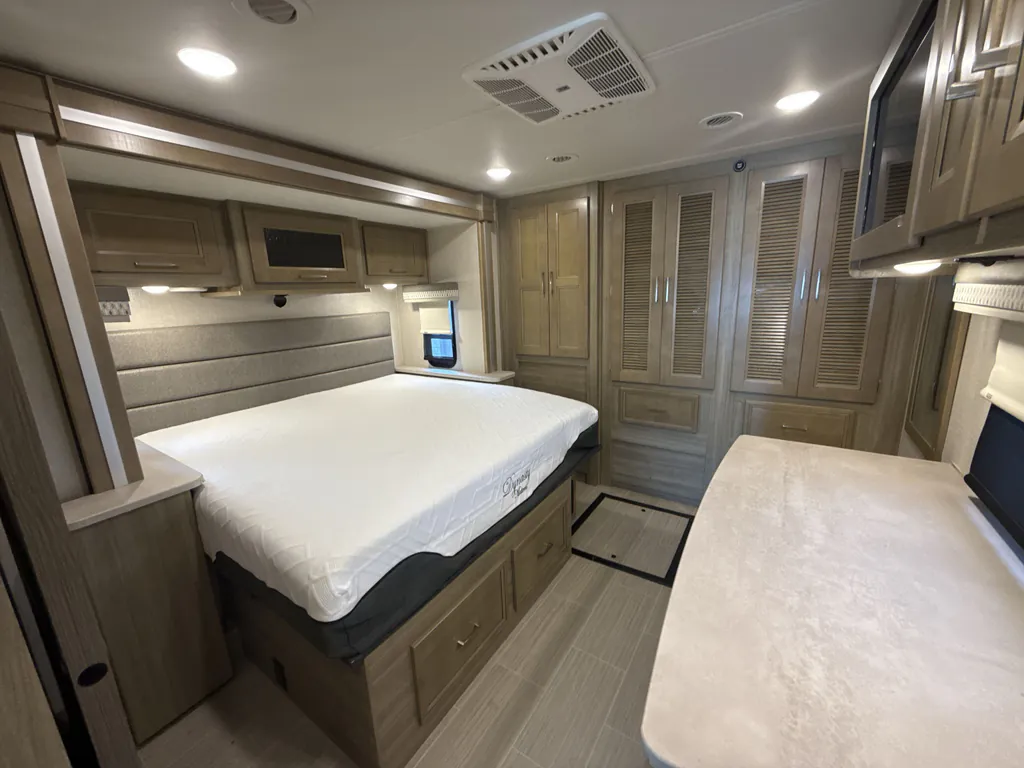 2020 Coachmen Sportscoach Srs 366BH, Photos photo 14