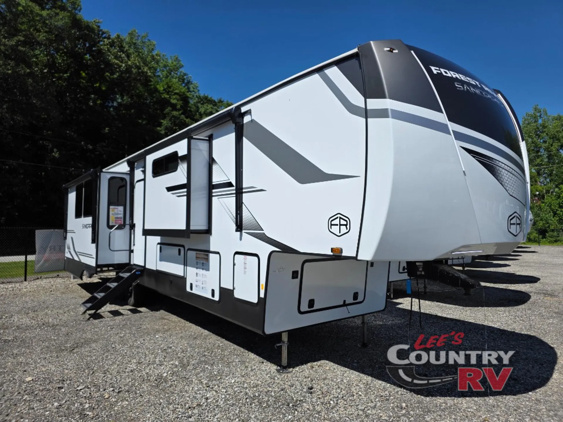 2026 Forest River Sandpiper 3800RK