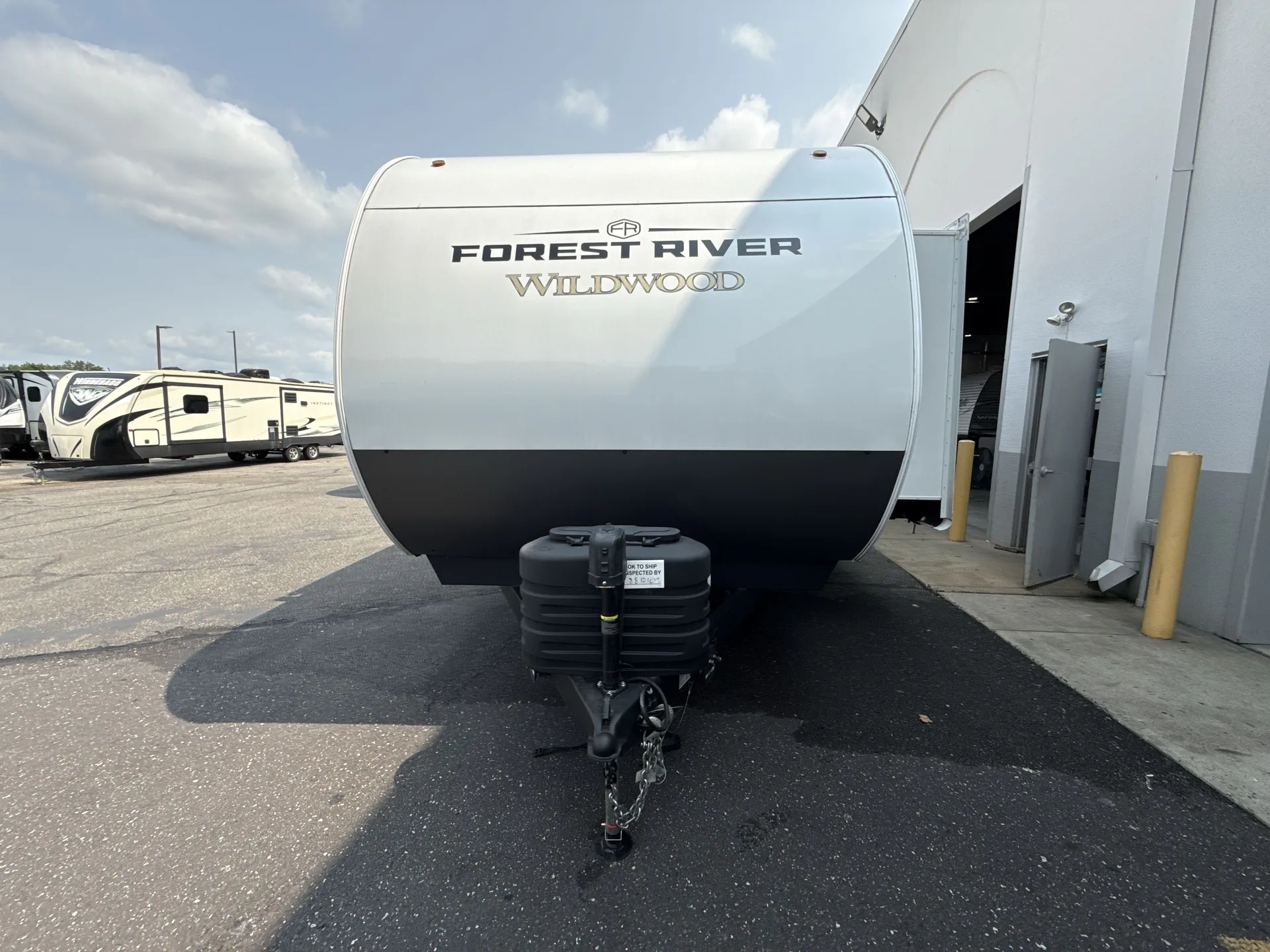 2025 Forest River Wildwood 33TS — campside