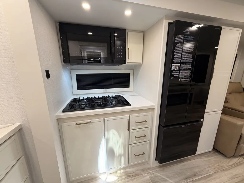 2026 Brinkley Model I 235, Photos photo 18