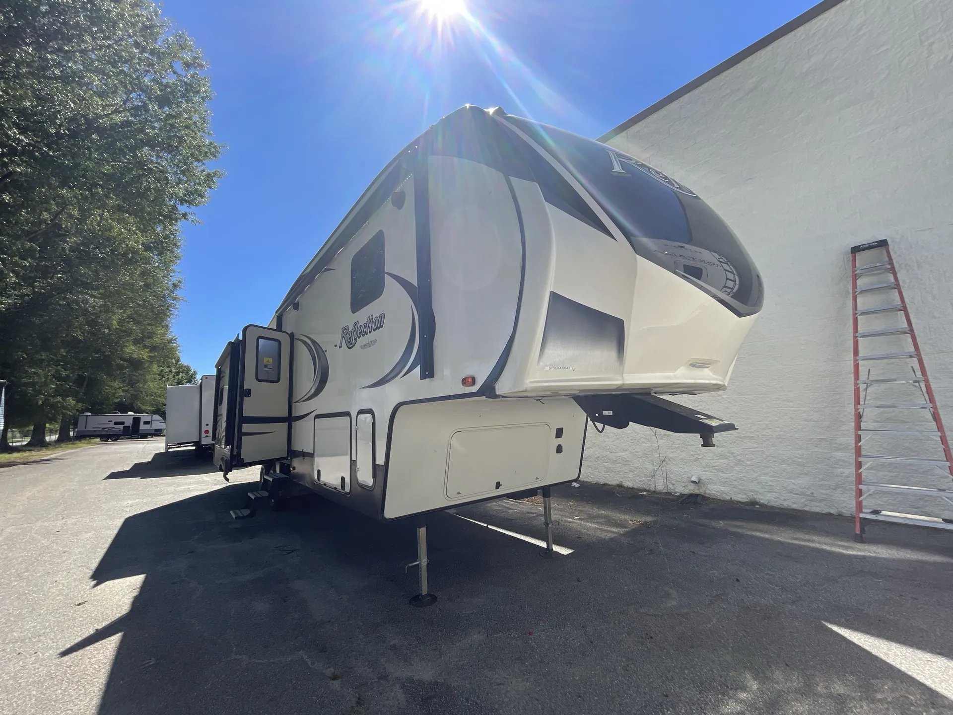 2019 Grand Design Reflection 320MKS - Photo 2