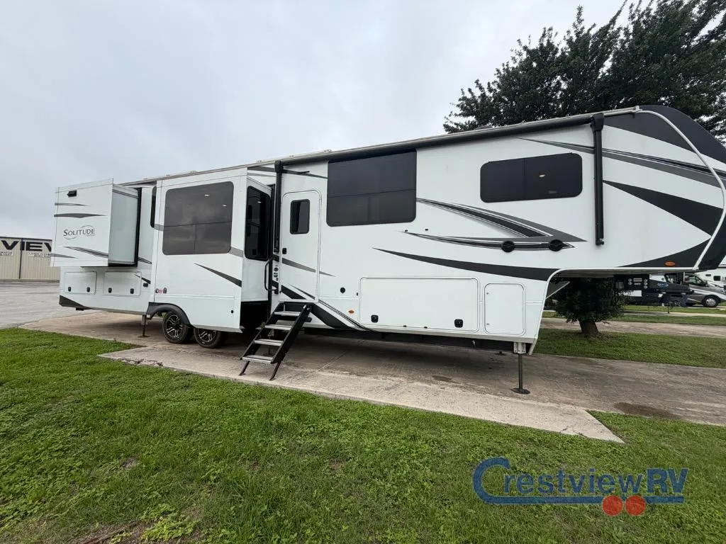2023 Grand Design Solitude 390RK - Photo 3