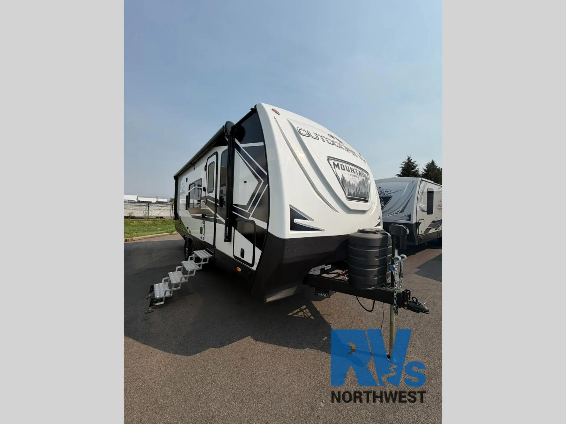 2027 Outdoors RV Back Country Series 24KRS - Photo 2