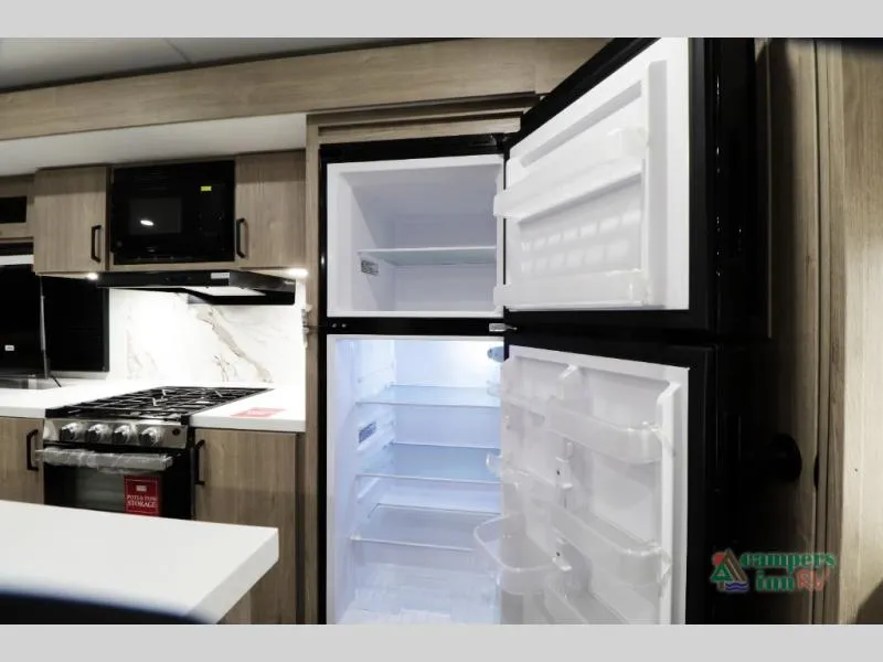 2026 Grand Design Imagine 2970RL - Photo 3