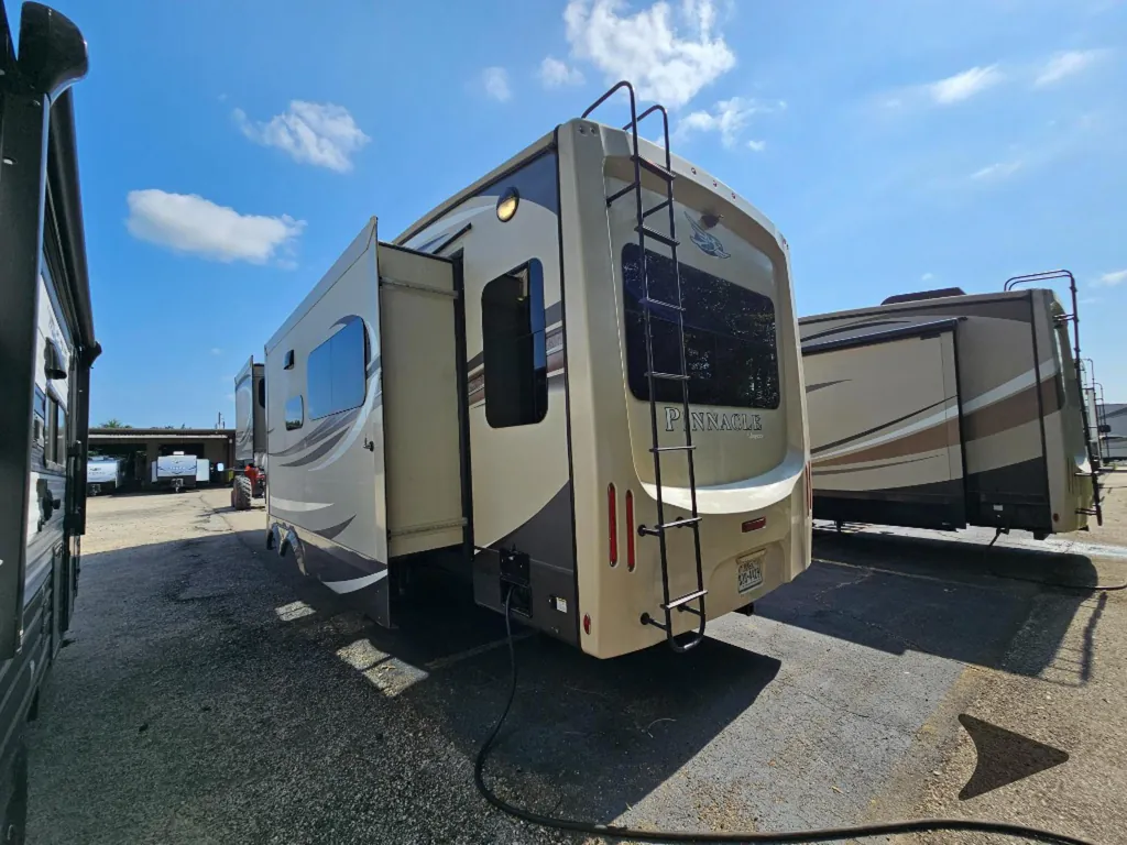 2020 Jayco Pinnacle 36FBTS, Photos photo 6