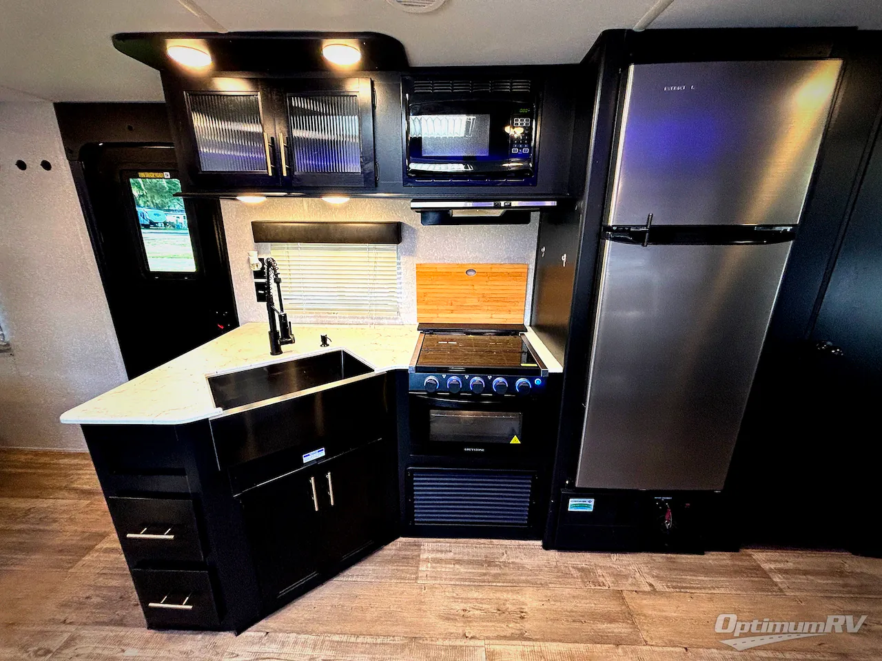 2022 Forest River Cherokee Grey Wolf 26DBH — Photo 6