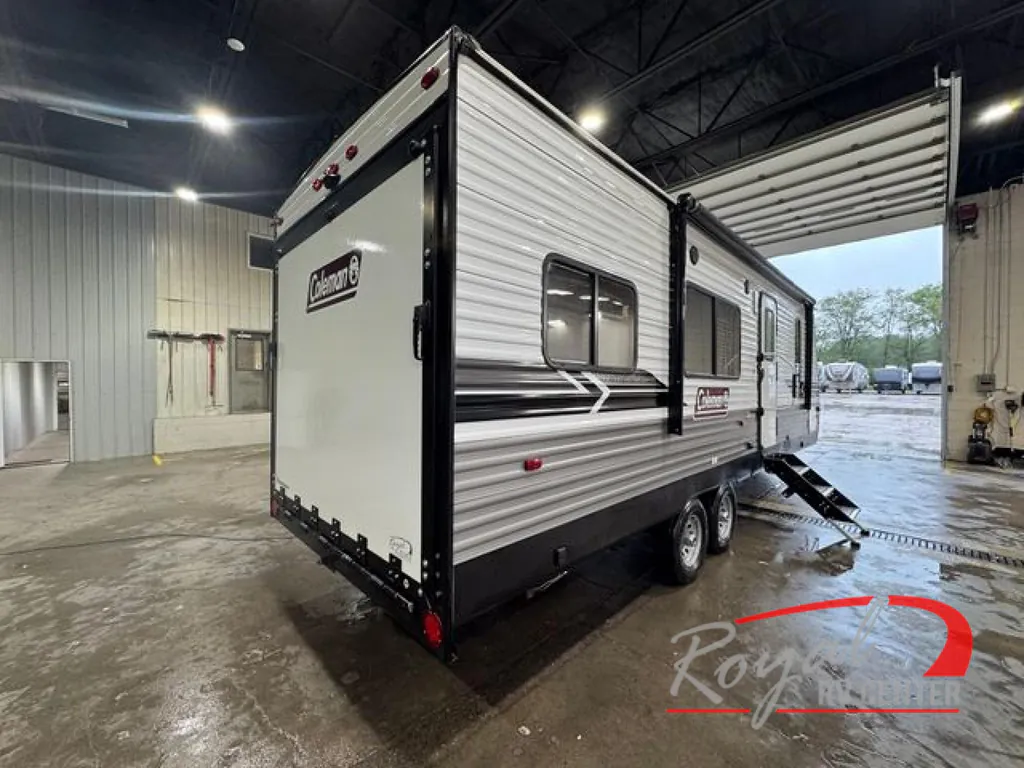 2022 Dutchmen Coleman Lantern 251TQ, Photos photo 2
