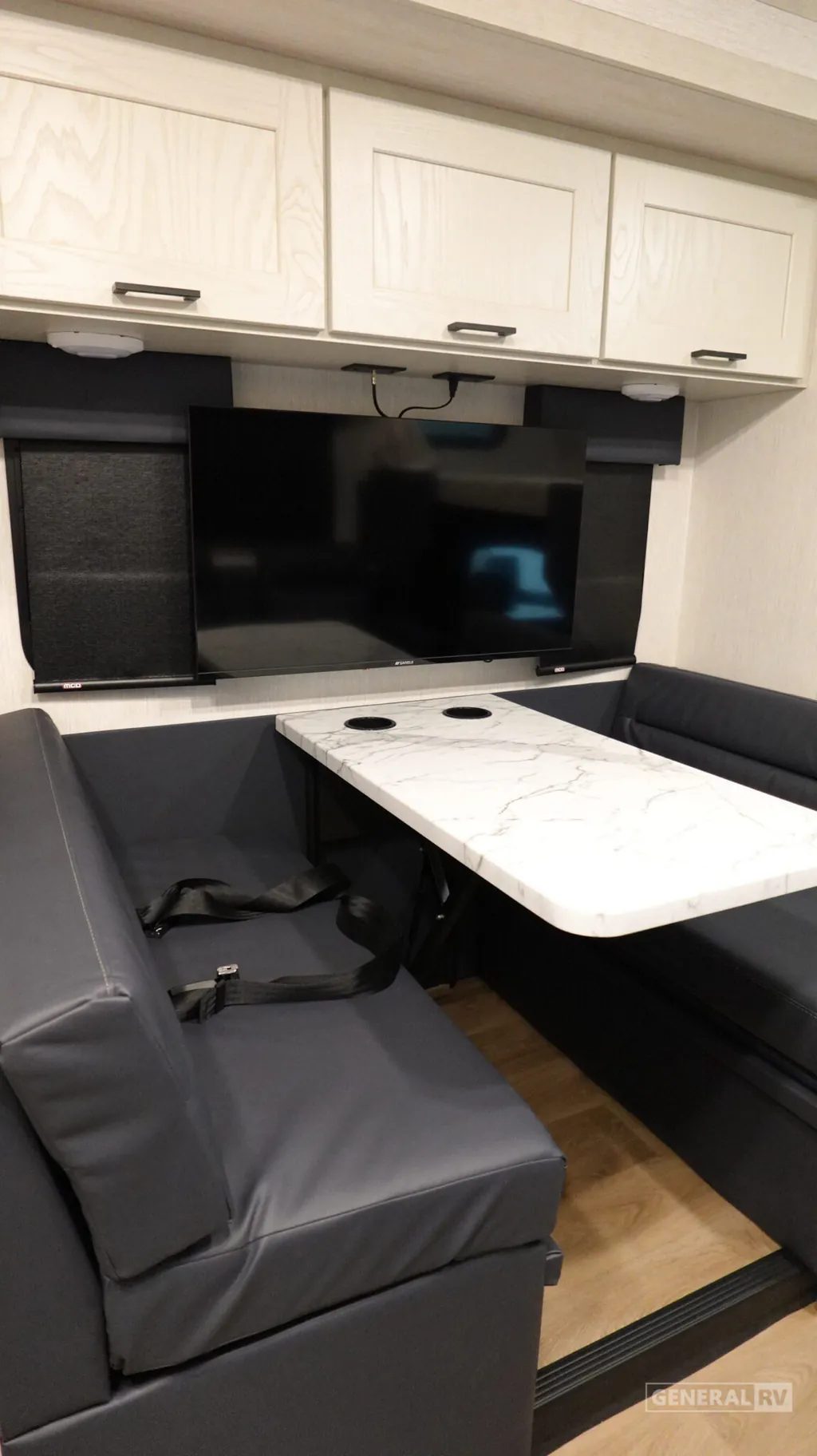 2027 Nexus Rebel Air 30R, Photos photo 16