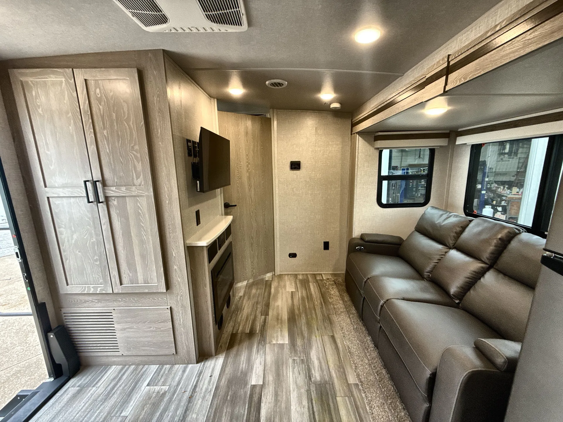 2022 Forest River Rockwood Mini Lite 2516S — living area main