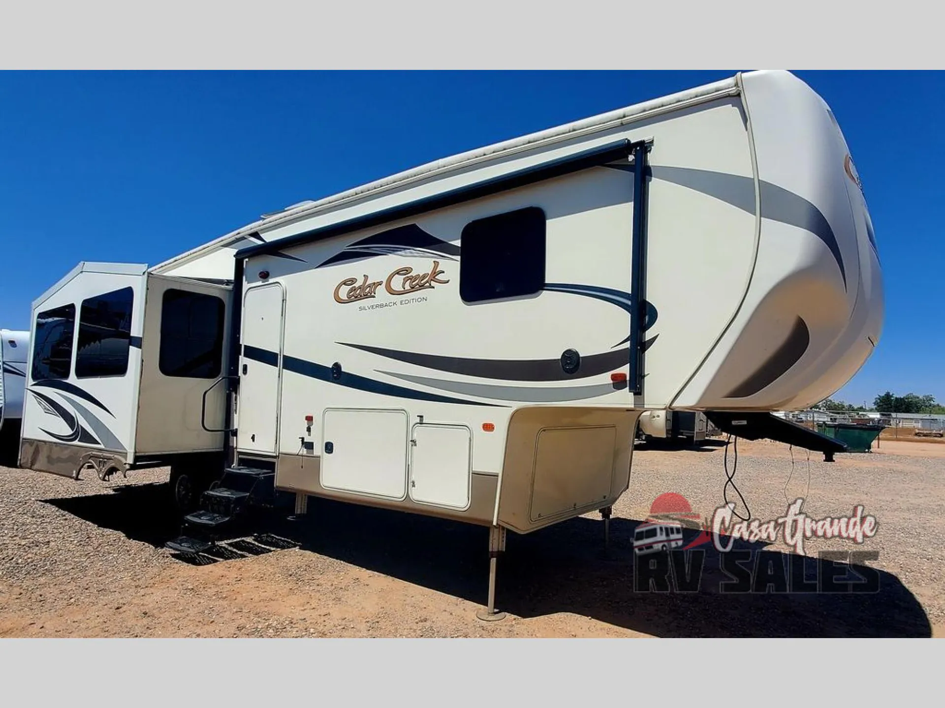 2016 Forest River Cedar Creek Silverback 29IK - Photo 2