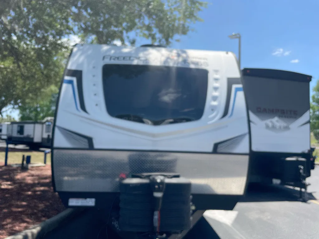 2023 Coachmen Freedom Express Ultra Lite 274RKS, Photos photo 4