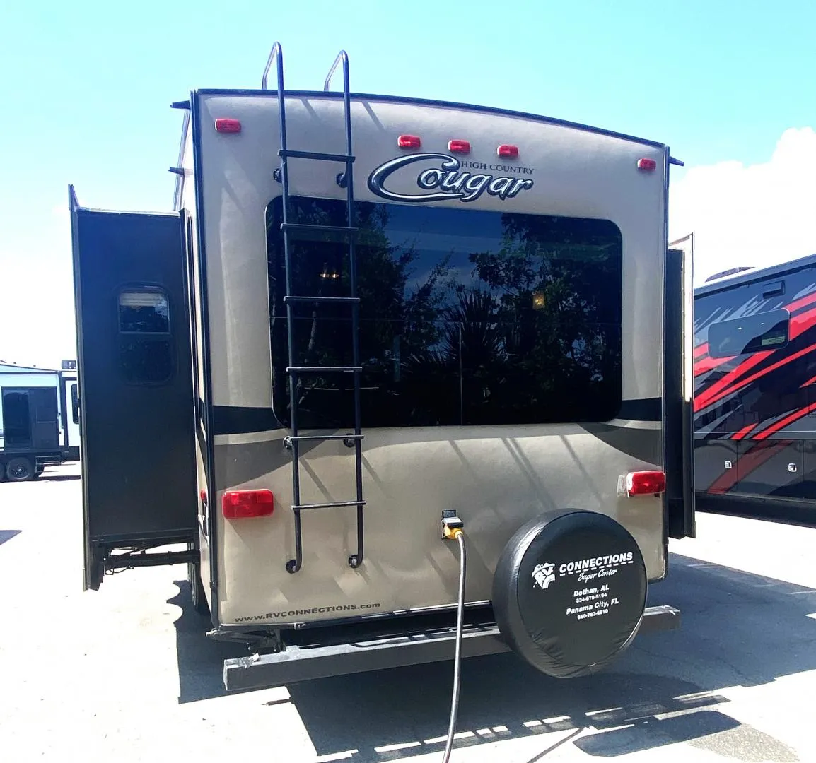 2014 Keystone RV Cougar 313RLI - Photo 3