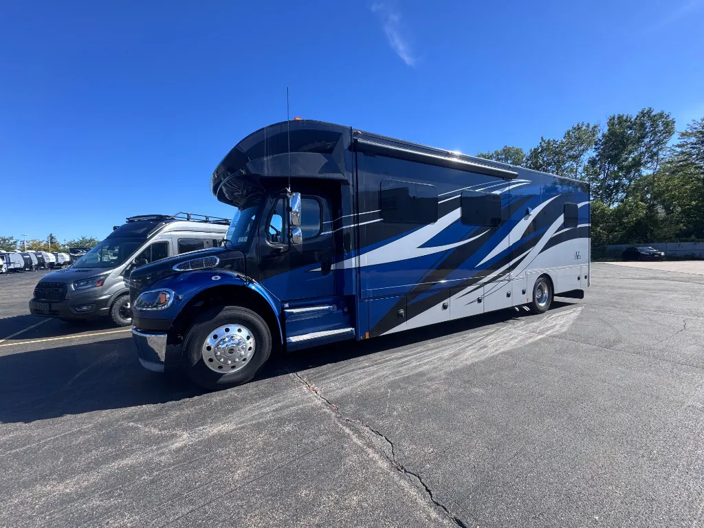 2022 Renegade RV Verona 36VSB - Photo 2