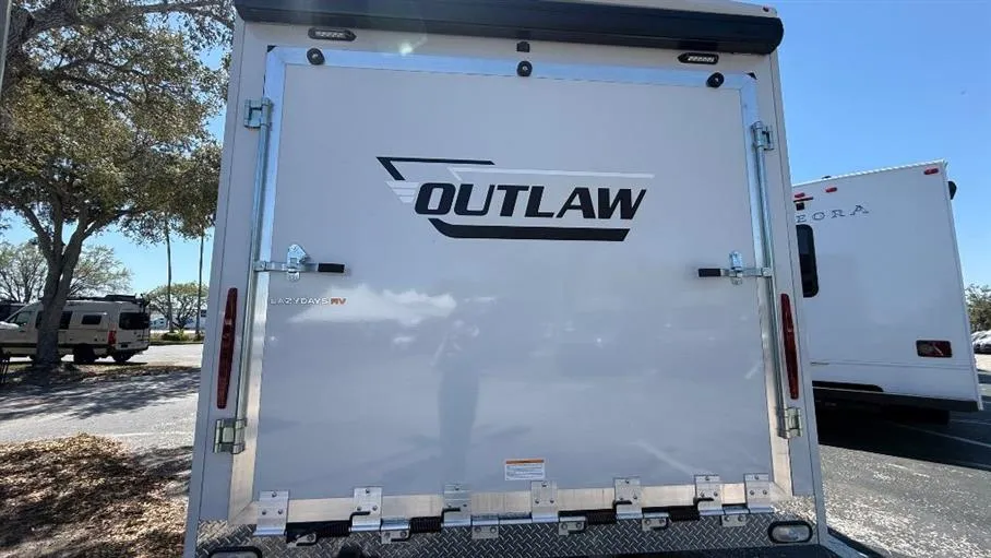 2026 Thor Motor Coach Outlaw 29T - Photo 2