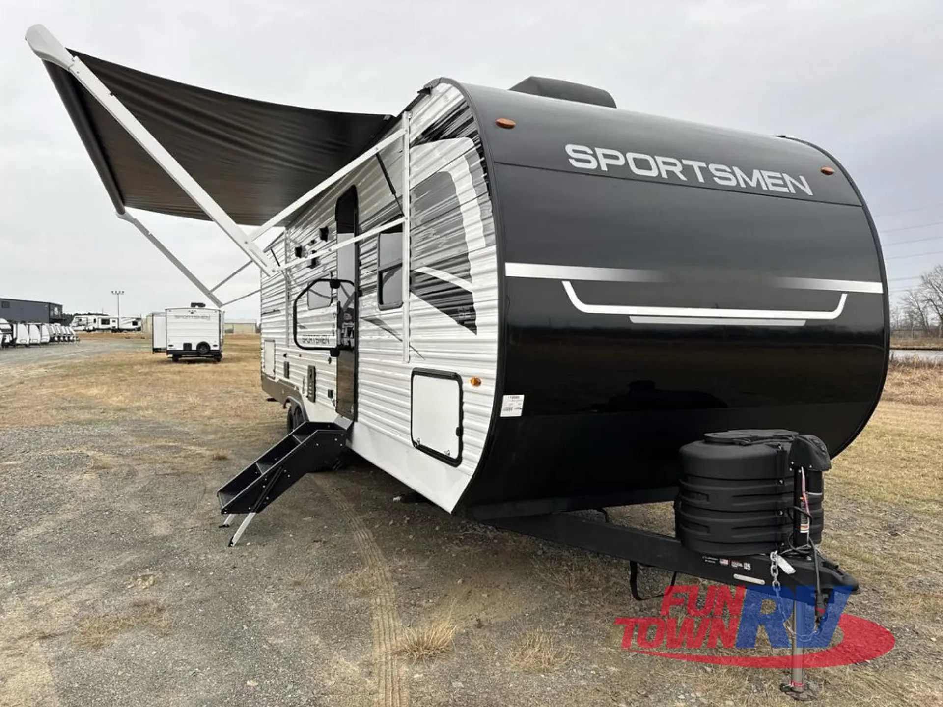 2026 K-Z Sportsmen SE 301BHKSE - Photo 2