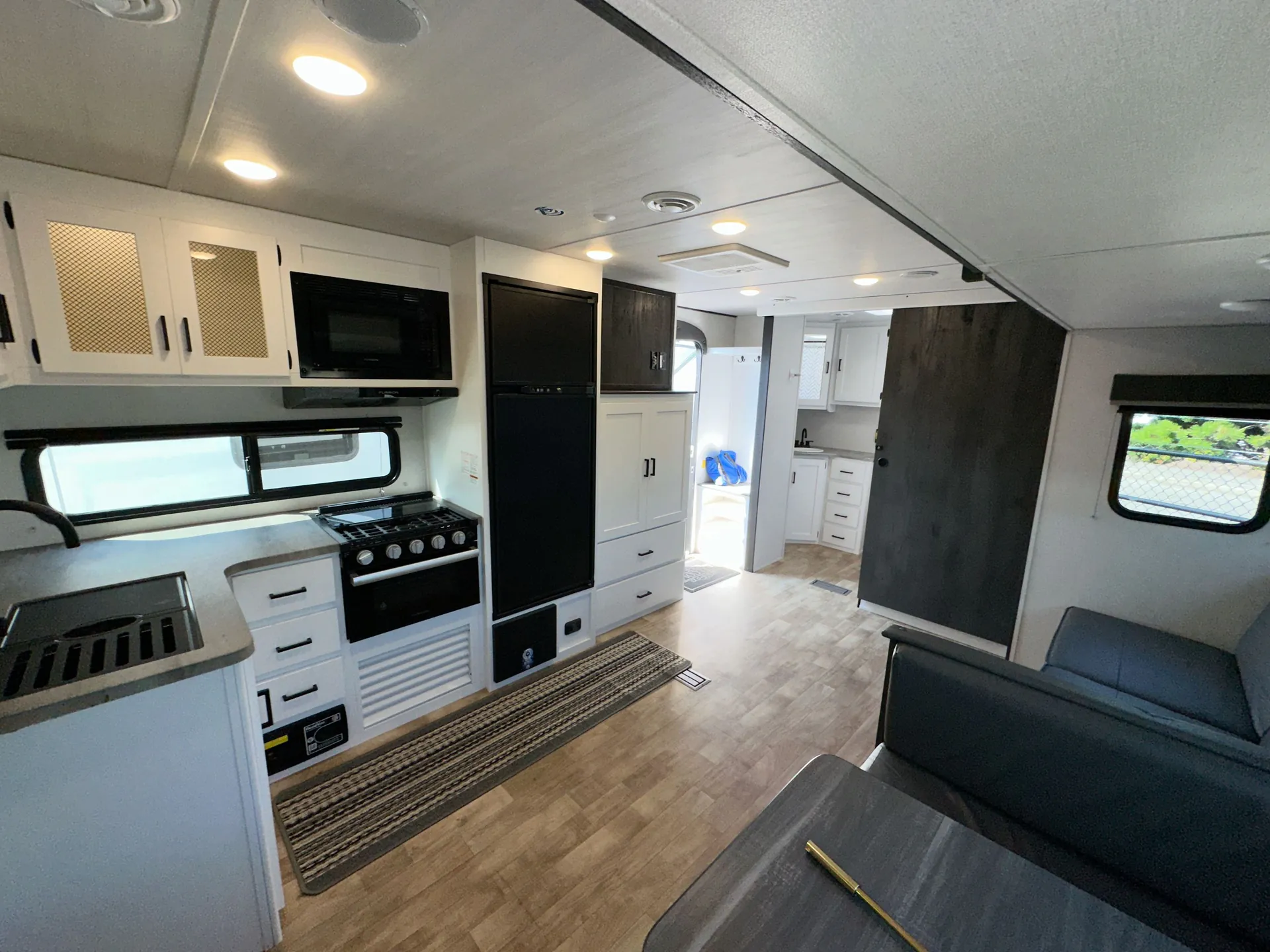 2024 Keystone Hideout 24RBSWE — living area main
