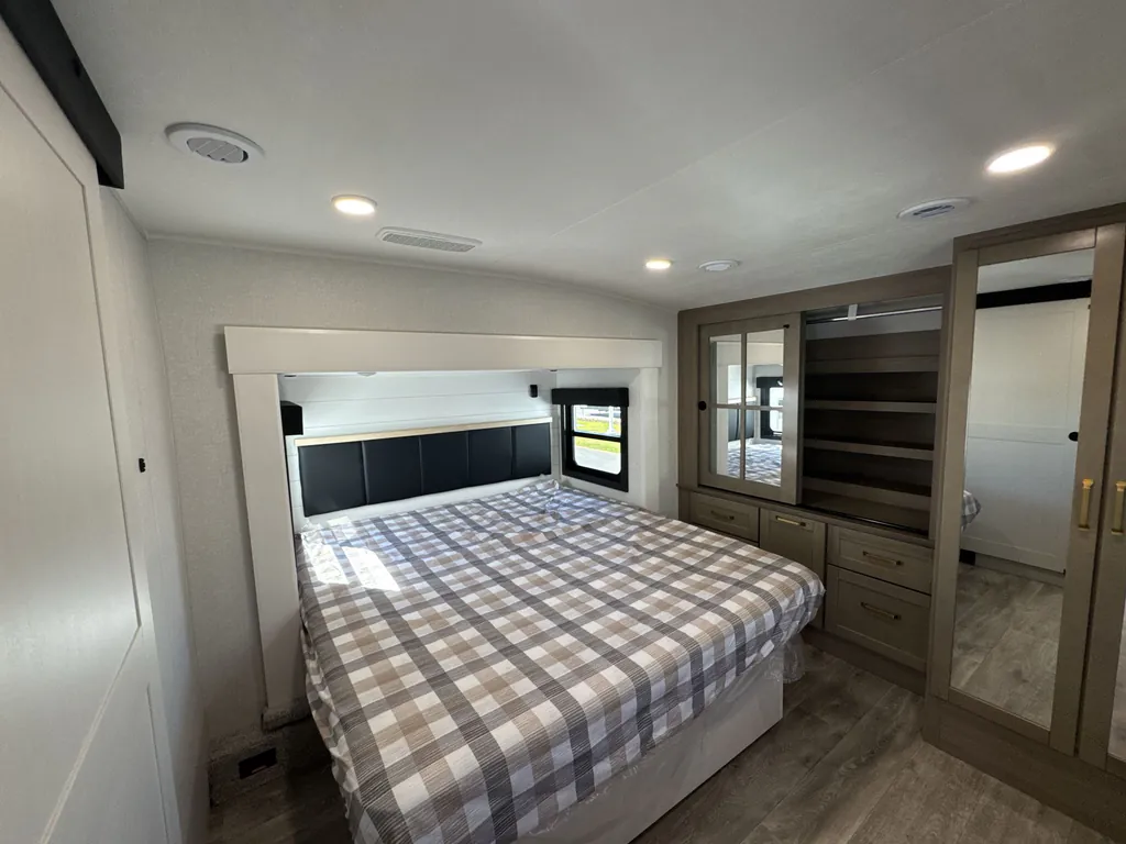 2026 Jayco Eagle 321RSTS, Photos photo 17