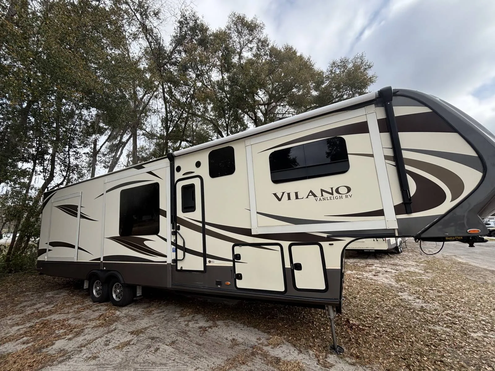 2018 Vanleigh VILANO 375FL - Photo 3