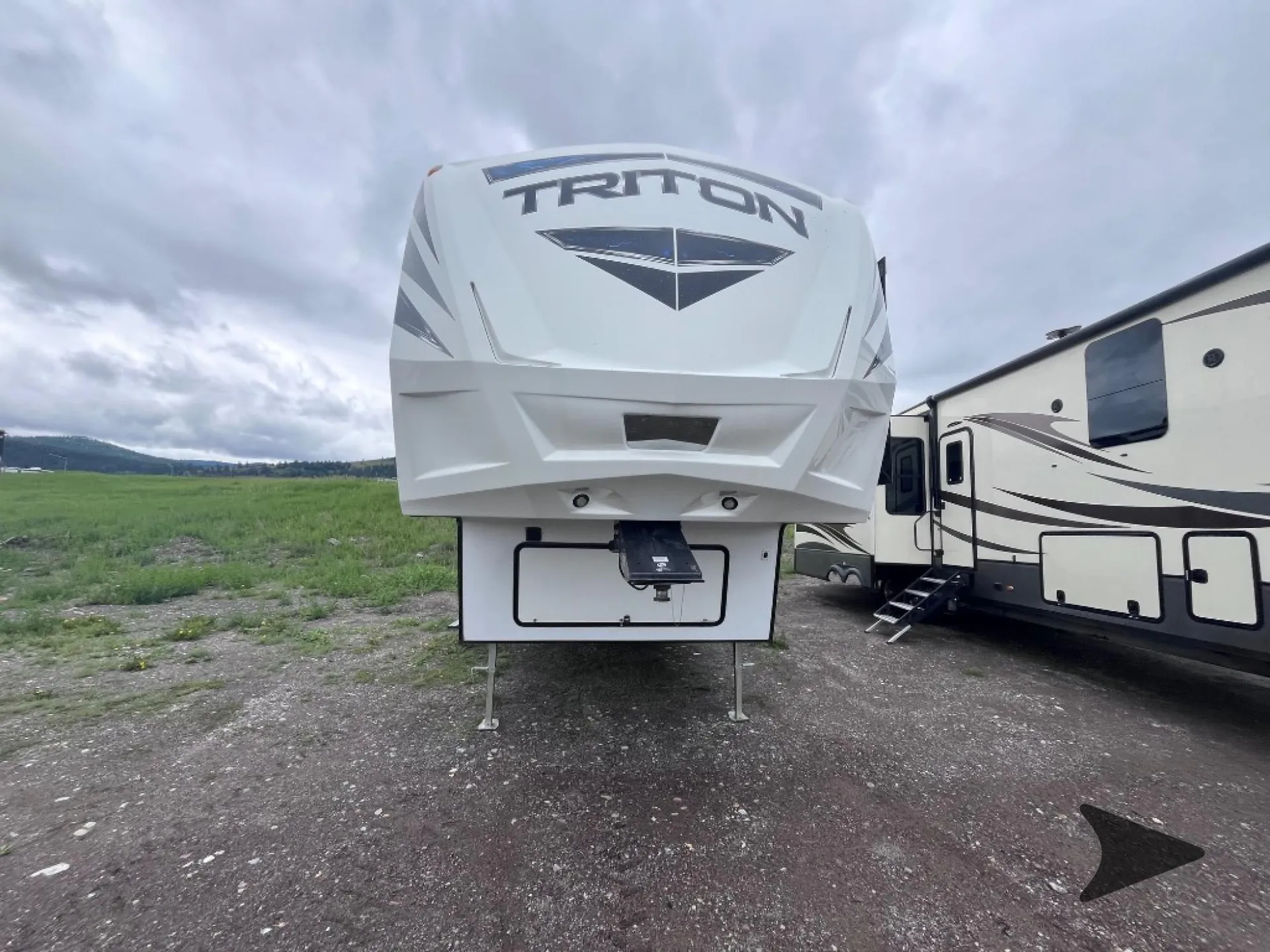 2018 Dutchmen Voltage Triton 3351 - Photo 3