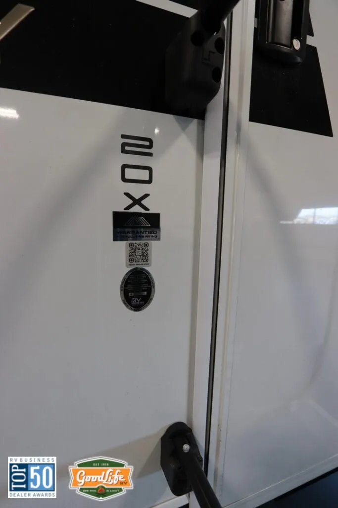2026 Brinkley Model Ix 20X, Photos photo 11
