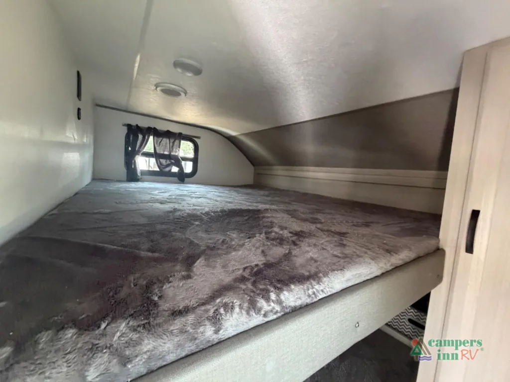 2027 Coachmen Catalina Legacy Edition 333DBDSCK, Photos photo 48