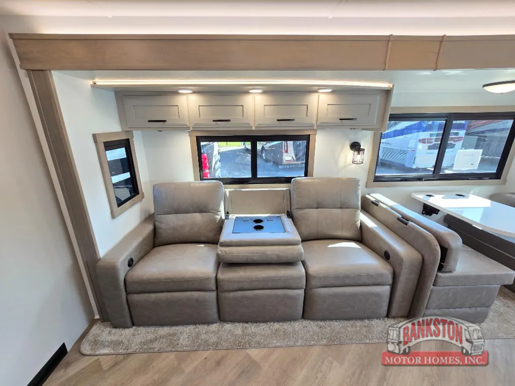 2027 Entegra Coach Emblem 36U, Photos photo 29