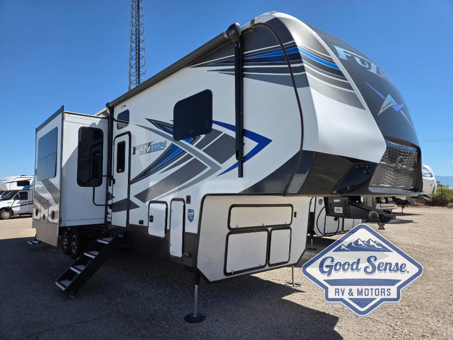 2021 Keystone Fuzion 357 - Photo 2