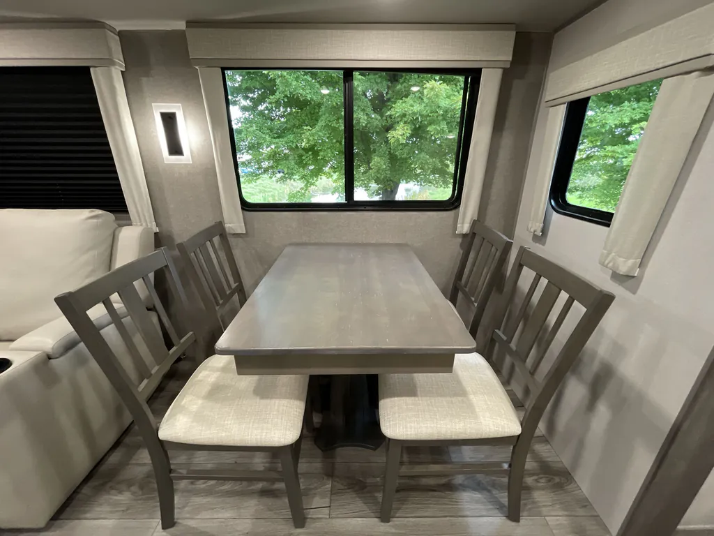 2024 Coachmen Catalina Legacy Edition 283FEDS, Photos photo 11