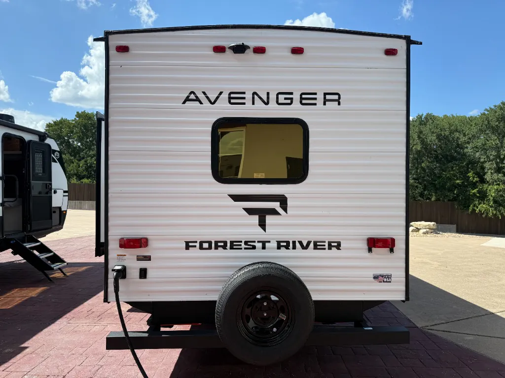 2027 Forest River Avenger 28QBS, Photos photo 5