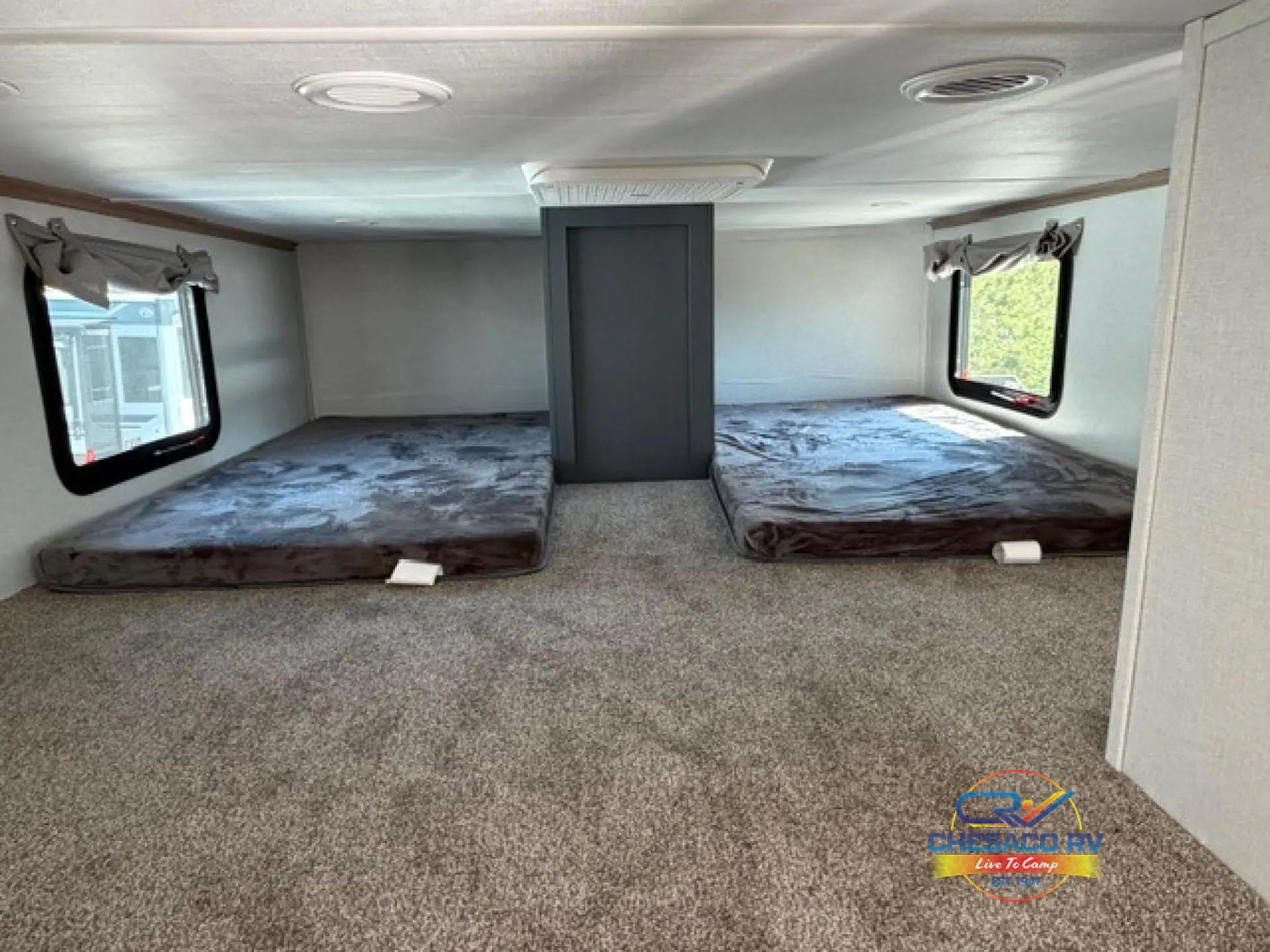 2026 CrossRoads Hampton 410PVL - Photo 3