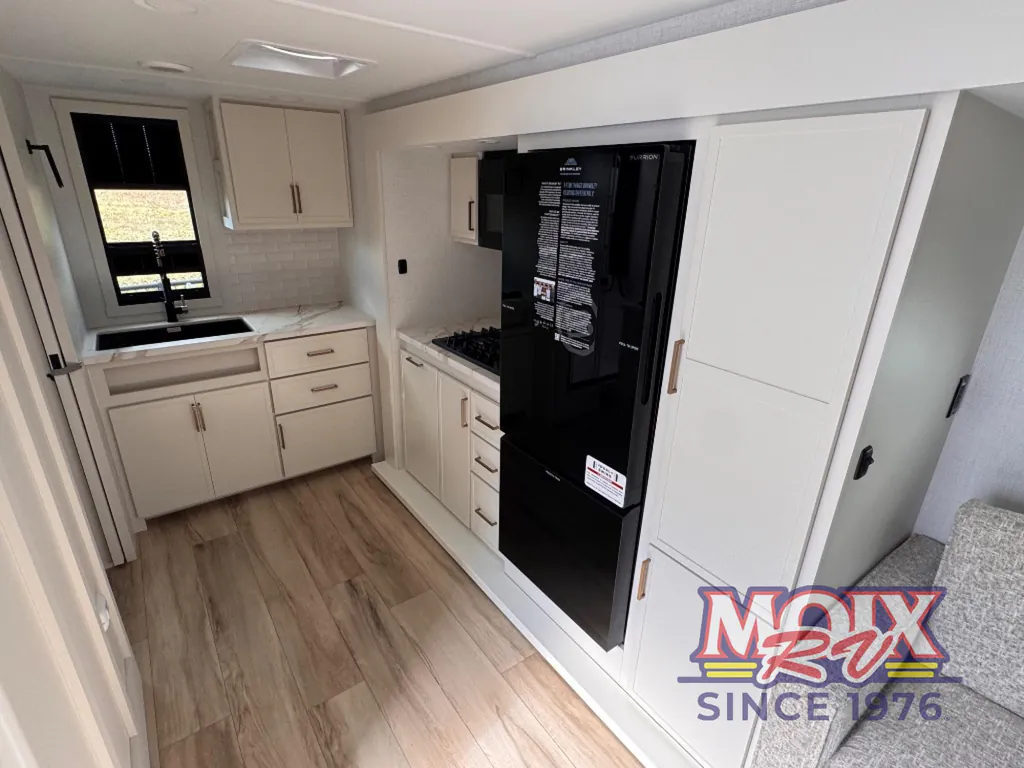 2026 Brinkley Model Ix 23X, Photos photo 32
