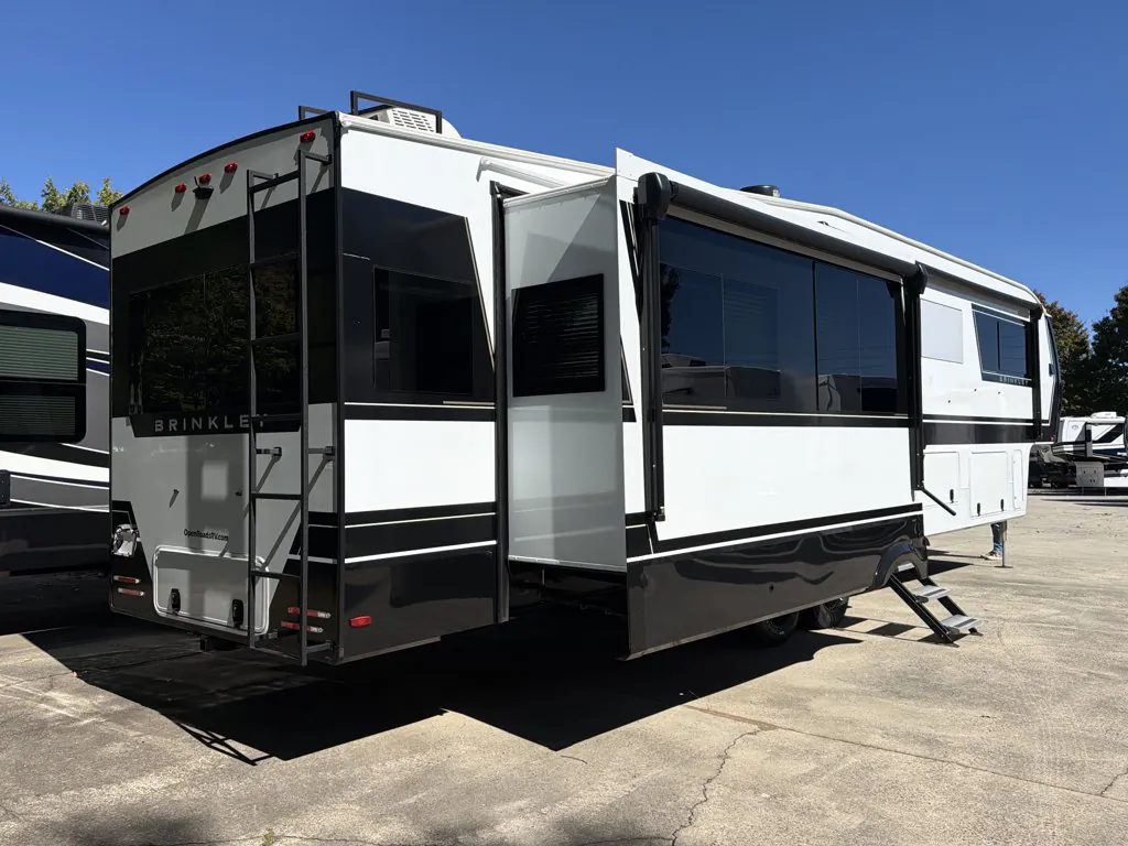 2025 Brinkley Model Z 3610, Photos photo 6