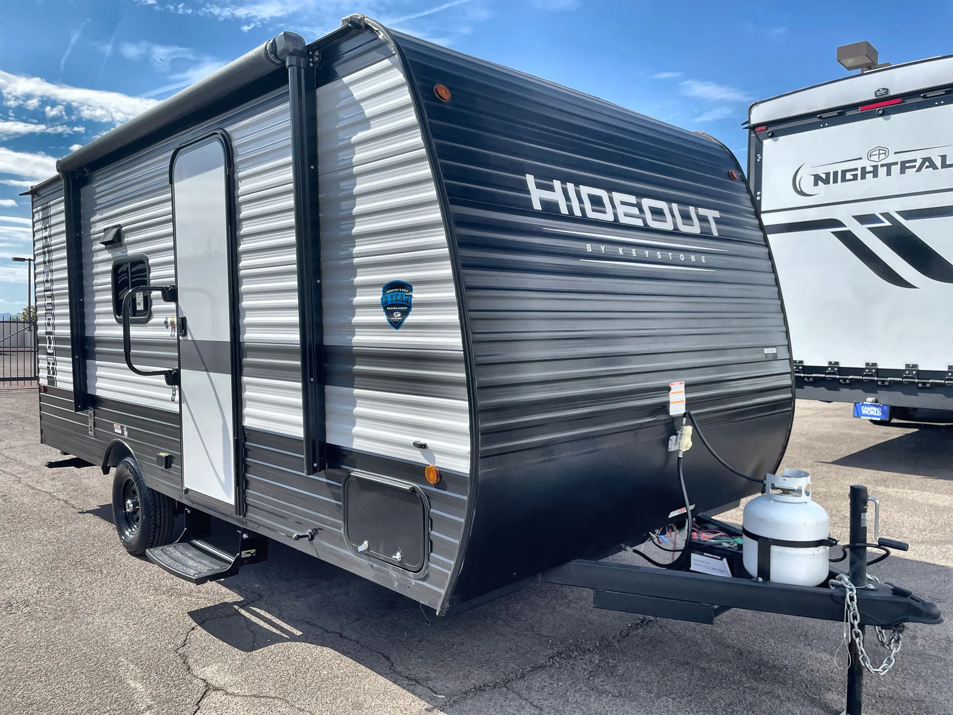 2025 Alliance RV Valor 36V11 - Photo 3