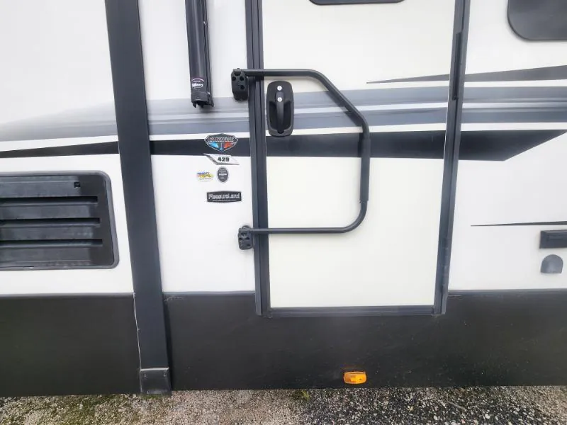 2021 Keystone Raptor 429, Photos photo 78