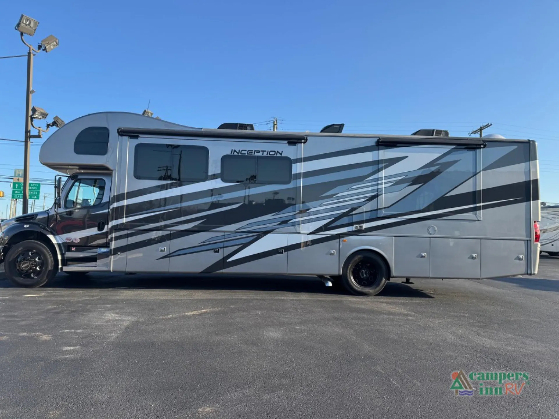2025 Thor Motor Coach Inception 34XG - Photo 4