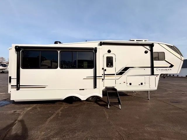 2026 Keystone RV Cougar Half-Ton 28RLI - Photo 3