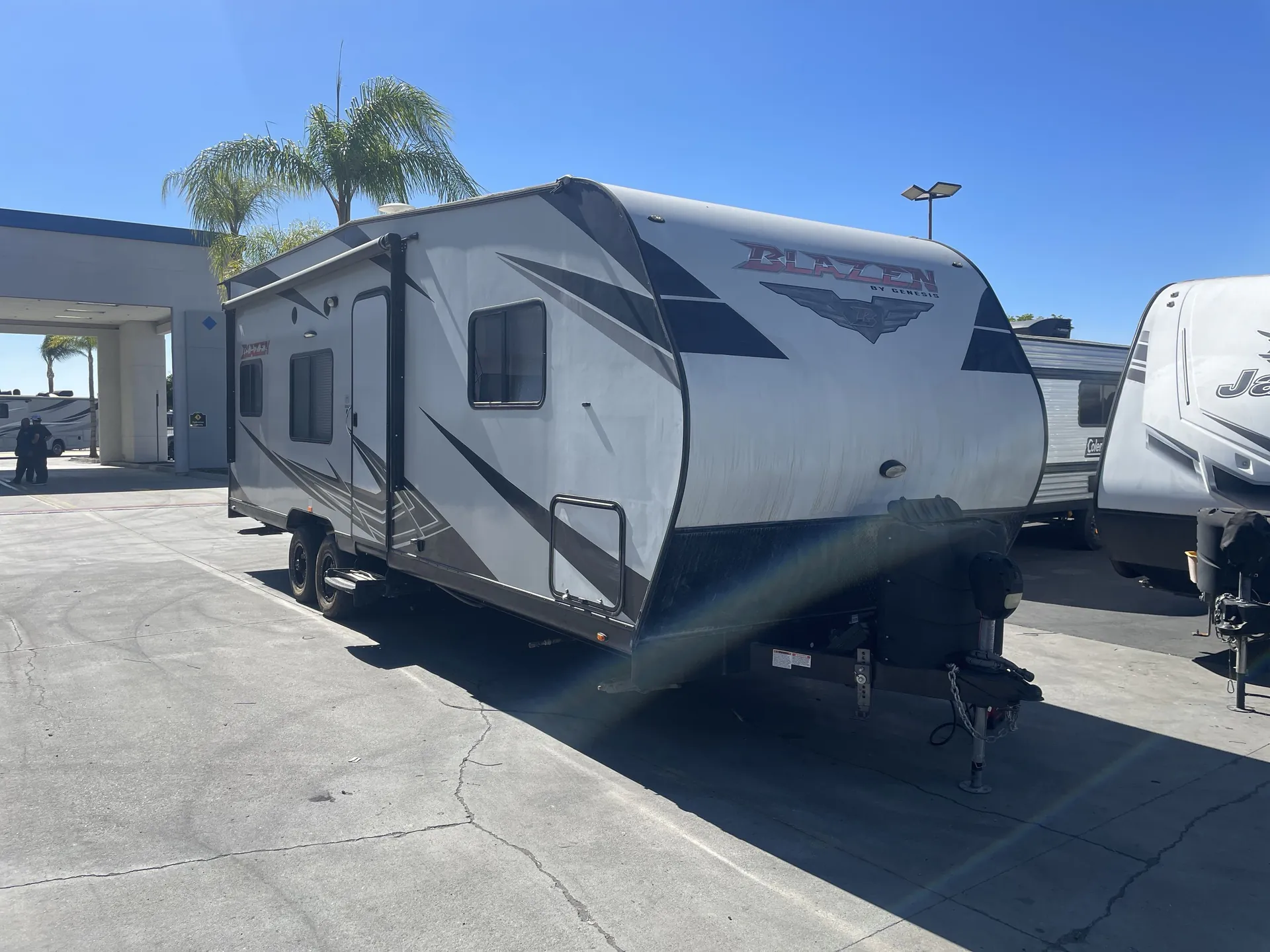 2021 Genesis Supreme Blaze'N 2815FS - Main photo